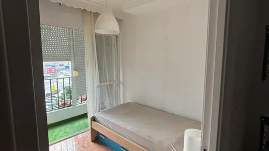 Rooms in Huerta de Santa Teresa - photo 1