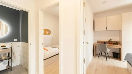Rooms in Sevilla Triana - photo 2