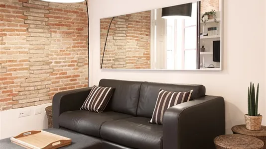 Apartments in Barcelona Ciutat Vella - photo 6