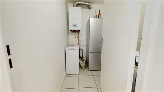 Rooms in Lyon - photo 9