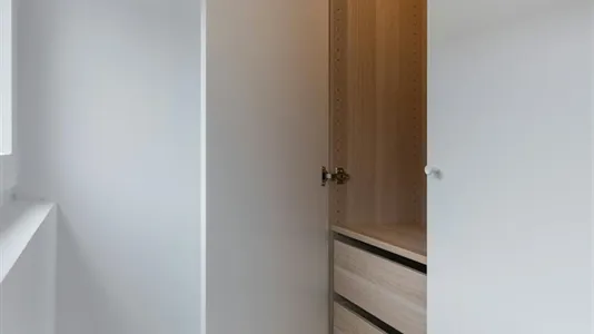 Rooms in Adaro - photo 5