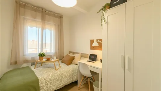 Rooms in Getafe - photo 1
