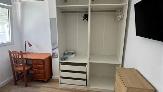 Rooms in Málaga - photo 6