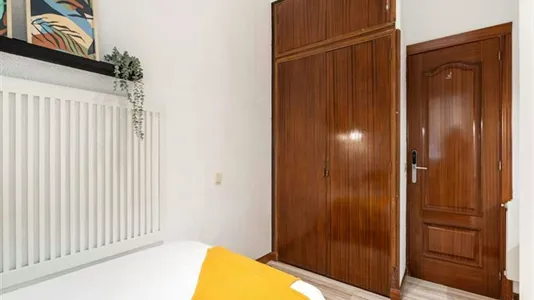 Rooms in Madrid Chamberí - photo 9