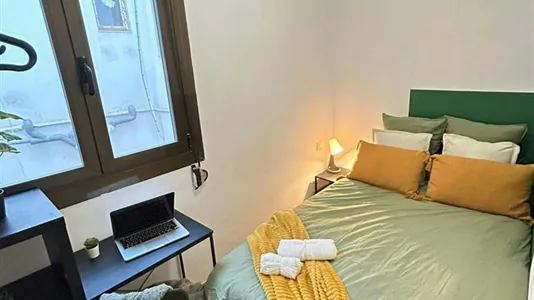 Rooms in Valencia Ciutat Vella - photo 1