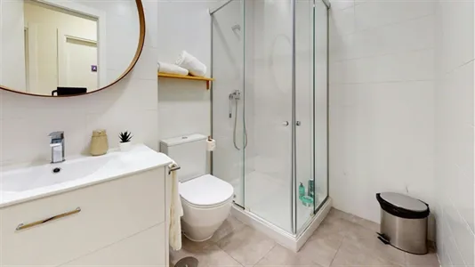 Rooms in Bami - photo 6