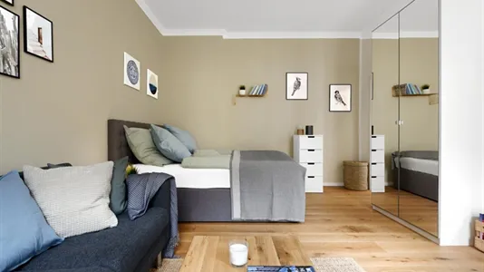 Apartments in Berlin Pankow - photo 4