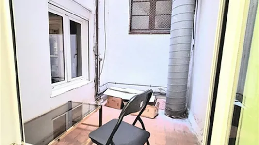 Rooms in Barcelona Sants-Montjuïc - photo 3