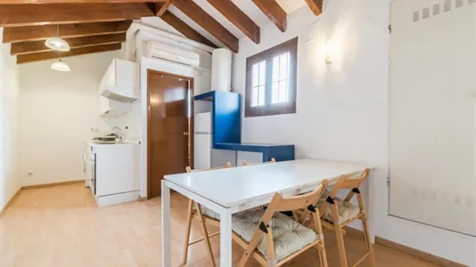 Rooms in Madrid Centro - photo 8