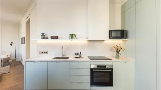 Apartments in Barcelona Eixample - photo 8