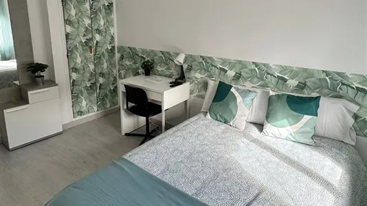 Rooms in Madrid Ciudad Lineal - photo 4