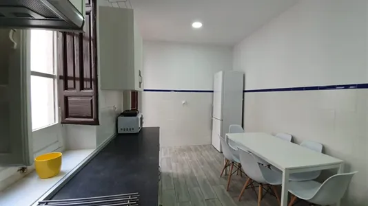 Rooms in Granada - photo 9