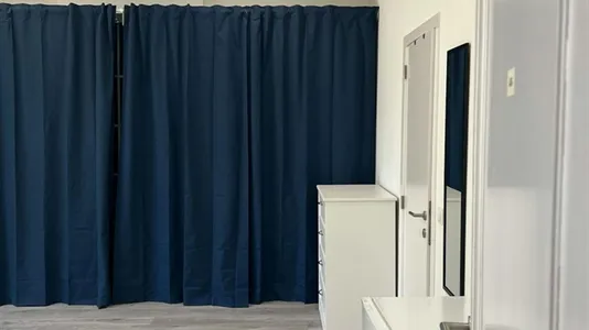 Rooms in Charleroi - photo 4