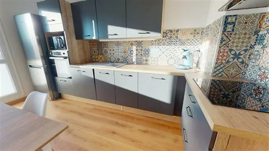 Rooms in Clermont-Ferrand - photo 8