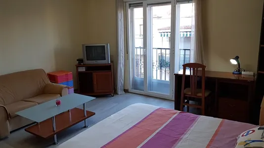 Rooms in Salamanca - photo 8