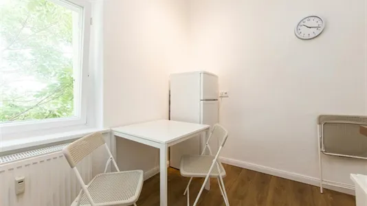 Rooms in Berlin Lichtenberg - photo 8