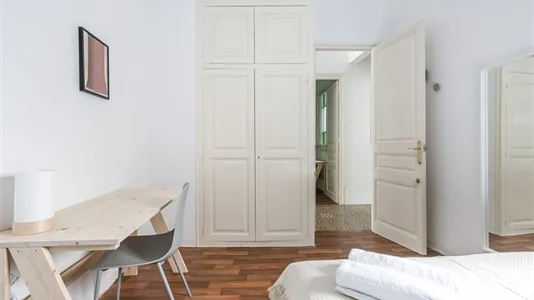 Rooms in Barcelona Gràcia - photo 5