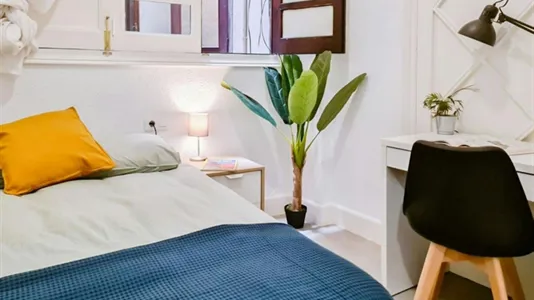 Rooms in Valencia Ciutat Vella - photo 1