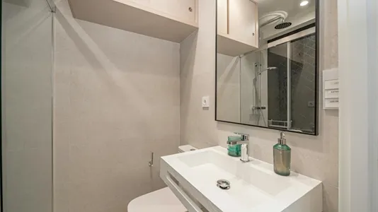 Rooms in Málaga - photo 9