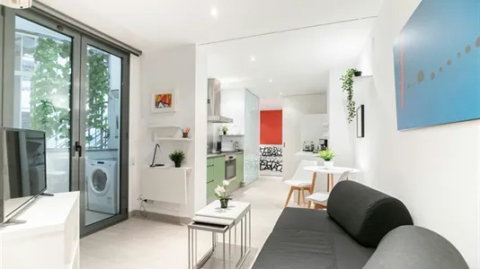 Apartments in Barcelona Ciutat Vella - photo 2