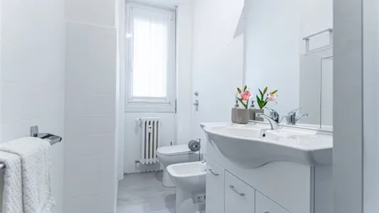 Rooms in Milano Zona 8 - Fiera, Gallaratese, Quarto Oggiaro - photo 9