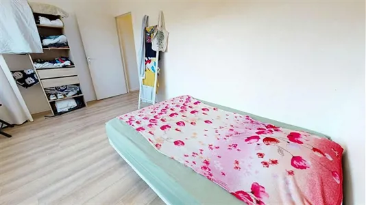 Rooms in Lyon - photo 2