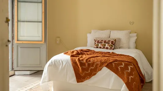 Rooms in Barcelona Ciutat Vella - photo 7