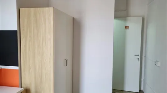 Rooms in Napoli Municipalità 4 - photo 6