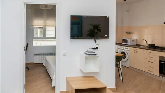 Rooms in Zaragoza - photo 7