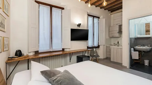 Rooms in Florence - photo 5