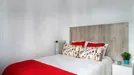 Room for rent, Barcelona Sant Martí, Barcelona, &lt;span class=&quot;blurred street&quot; onclick=&quot;ProcessAdRequest(7749836)&quot;&gt;&lt;span class=&quot;hint&quot;&gt;See streetname&lt;/span&gt;[xxxxxxxxxxxxx]&lt;/span&gt;