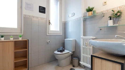 Rooms in Madrid Tetuán - photo 9