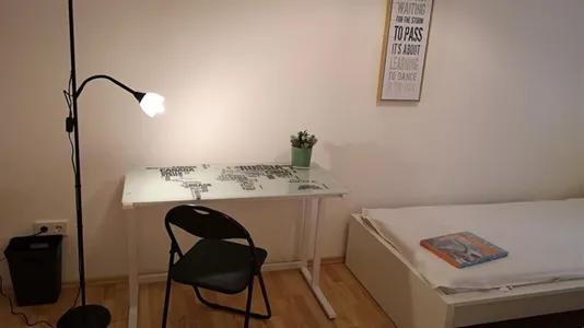 Apartments in Vienna Hernals - photo 9