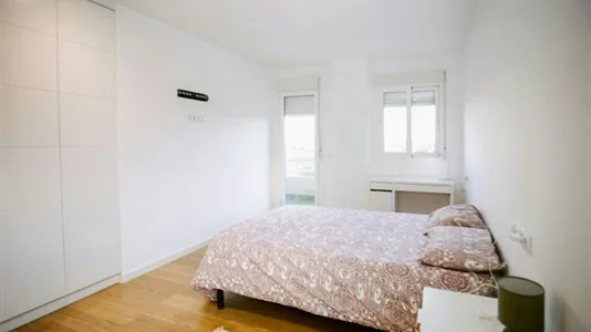 Rooms in el Camí de Vera - photo 1