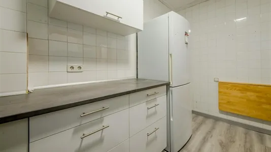 Rooms in Madrid Chamartín - photo 8