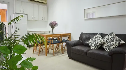 Rooms in Madrid Centro - photo 9