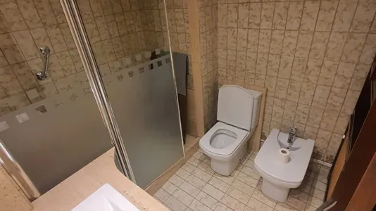 Rooms in Barcelona Les Corts - photo 10