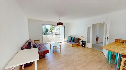 Rooms in Grenoble - photo 1
