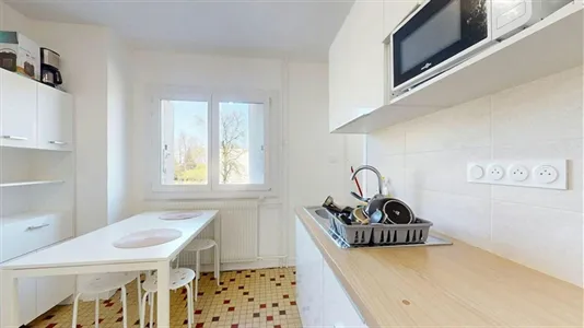 Rooms in Lyon - photo 1