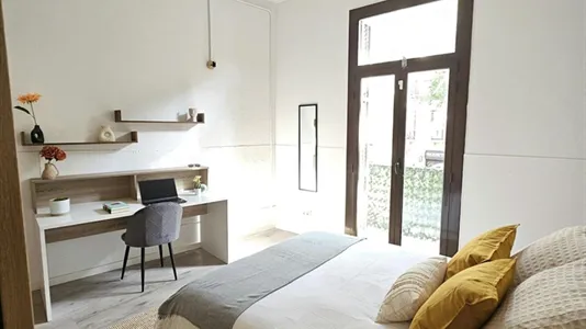 Rooms in Barcelona Eixample - photo 6