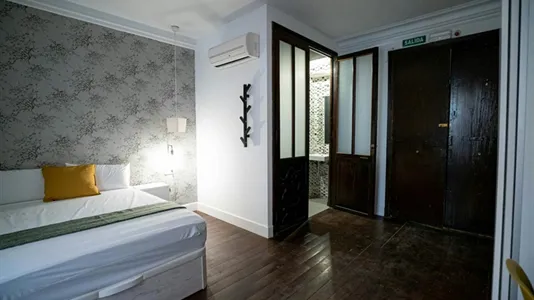 Rooms in Valencia Ciutat Vella - photo 5