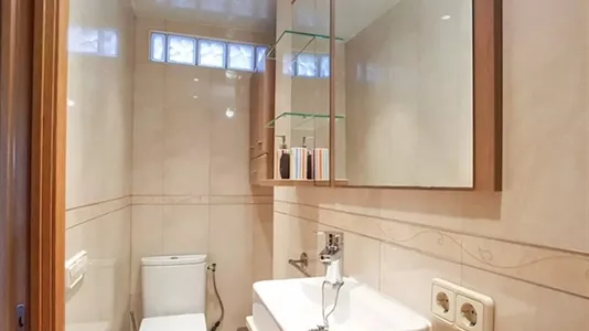 Rooms in Barcelona Sant Martí - photo 5