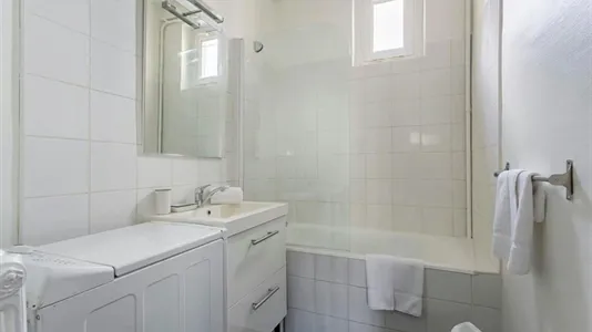 Apartments in Lyon - photo 9