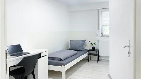 Rooms in Stuttgart Bad Cannstatt - photo 2