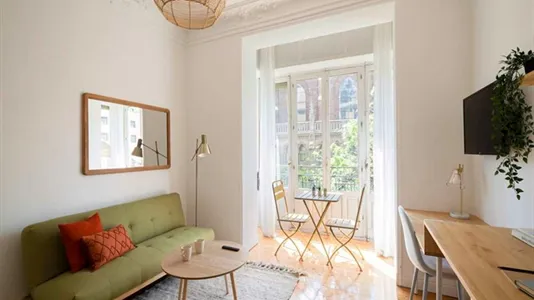 Rooms in Madrid Chamberí - photo 4