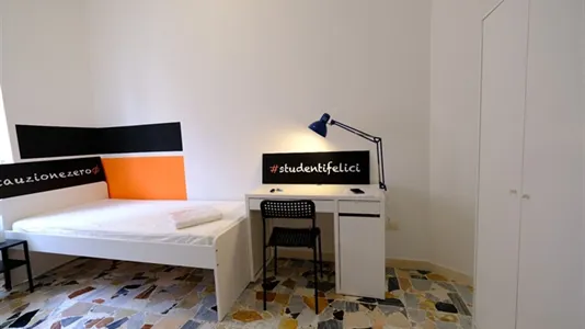 Rooms in Sassari - photo 5