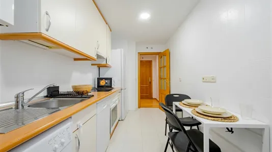 Rooms in Madrid Chamberí - photo 8