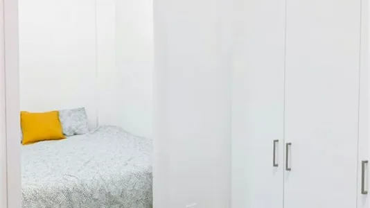 Rooms in Valencia Ciutat Vella - photo 4