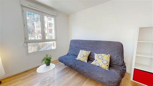 Apartments in Lyon - photo 5