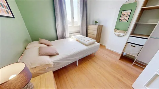 Rooms in Lyon - photo 3